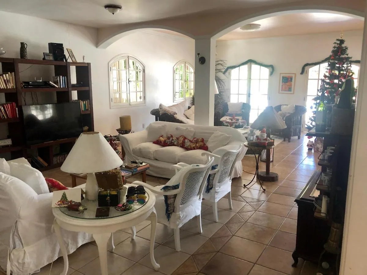 Villa Saint Tropez Cabo Frio Brasil