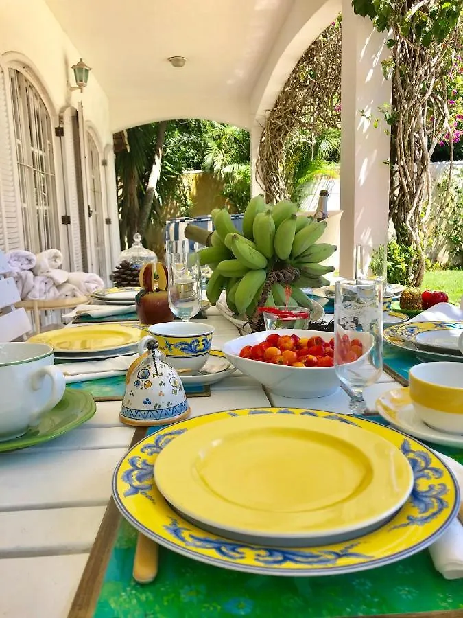Villa Saint Tropez Cabo Frio 0*,  Brasil